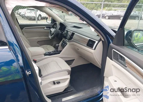 2021 Volkswagen Atlas 2.0T Sel Premium z USA, uszkodzony, nr VIN 1V2TP2CA1MC555227